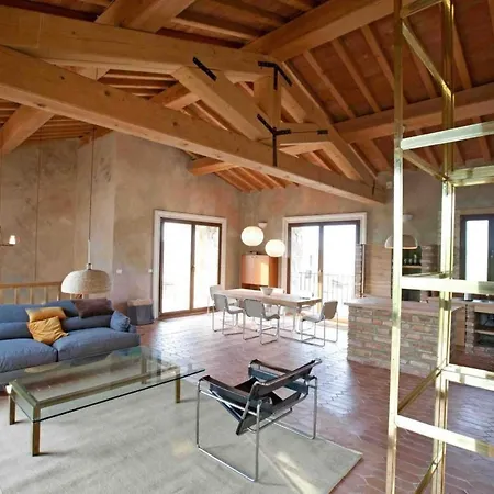 Forma Mit Gemeinschaftspool By Interhome * Volterra
